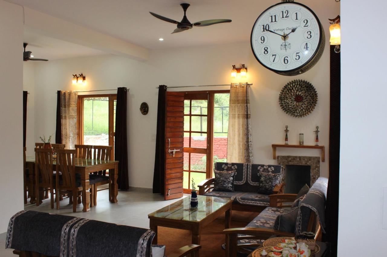 Winter Woods Cottages - 3-Bedroom Homestay Shitlakhet Экстерьер фото