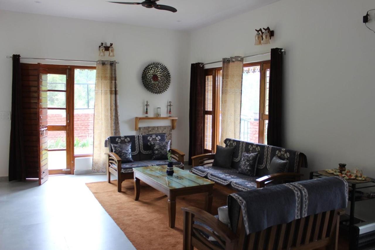 Winter Woods Cottages - 3-Bedroom Homestay Shitlakhet Экстерьер фото